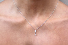 Load image into Gallery viewer, SILVER arrow necklace
