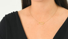 Load image into Gallery viewer, 9k GOLD lips necklace
