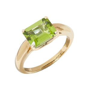 August / Peridot Gemstone Ring - Gold Plated
