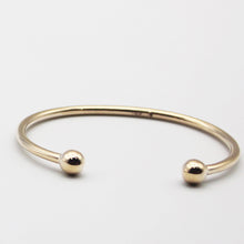 Load image into Gallery viewer, 9k GOLD baby torque bangle
