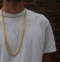 Load image into Gallery viewer, 9k GOLD Rope chain
